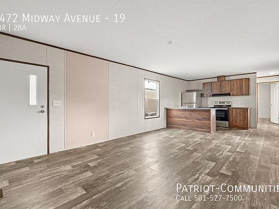 4th image of 1472 Midway Ave #19