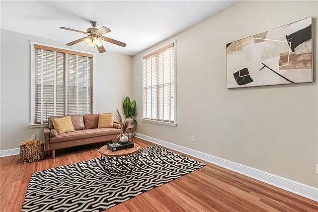 2 bed, 1.5 bath, 1100 sqft, $1,550 — Photo 4
