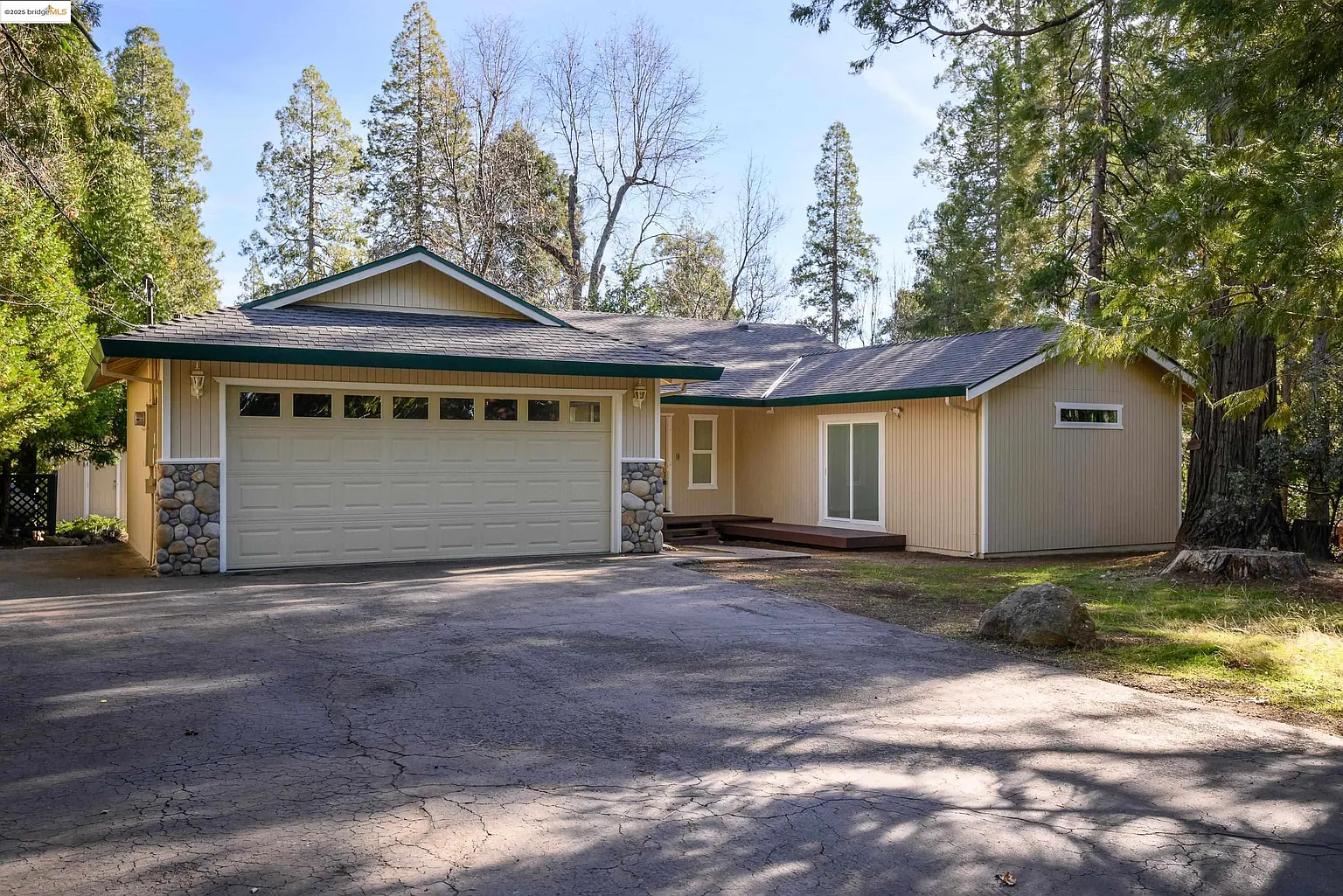 22749 Confidence Rd photo 1