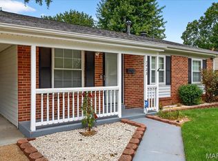 7423 Foxtrail Dr, Hazelwood, MO 63042