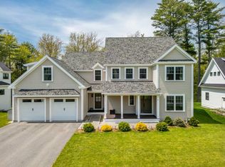 17 Dogwood Ln, Yarmouth, ME 04096
