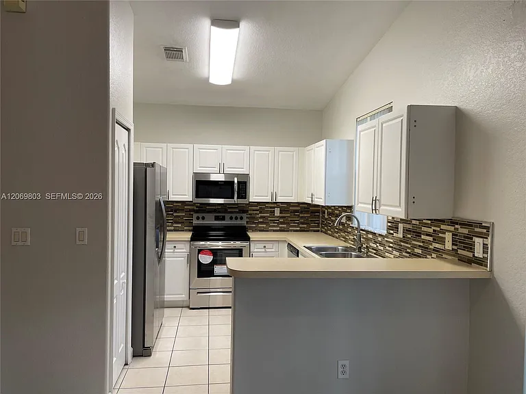 2296 SW 156th Ct — Photo 7