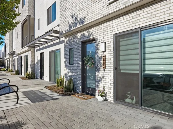 2053 W Rosecrans Ave, Gardena, CA 90249