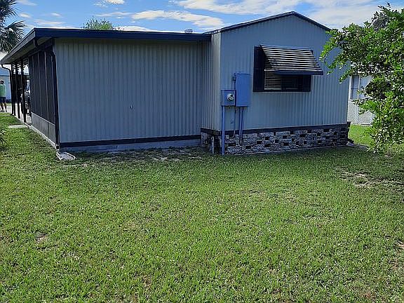 5th image of 11 Lakeview Dr
