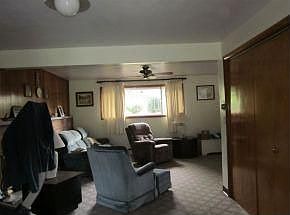 2nd image of 408 E Benita Blvd