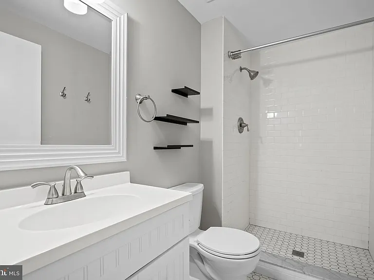 5863 Jacksons Oak Ct — Photo 18