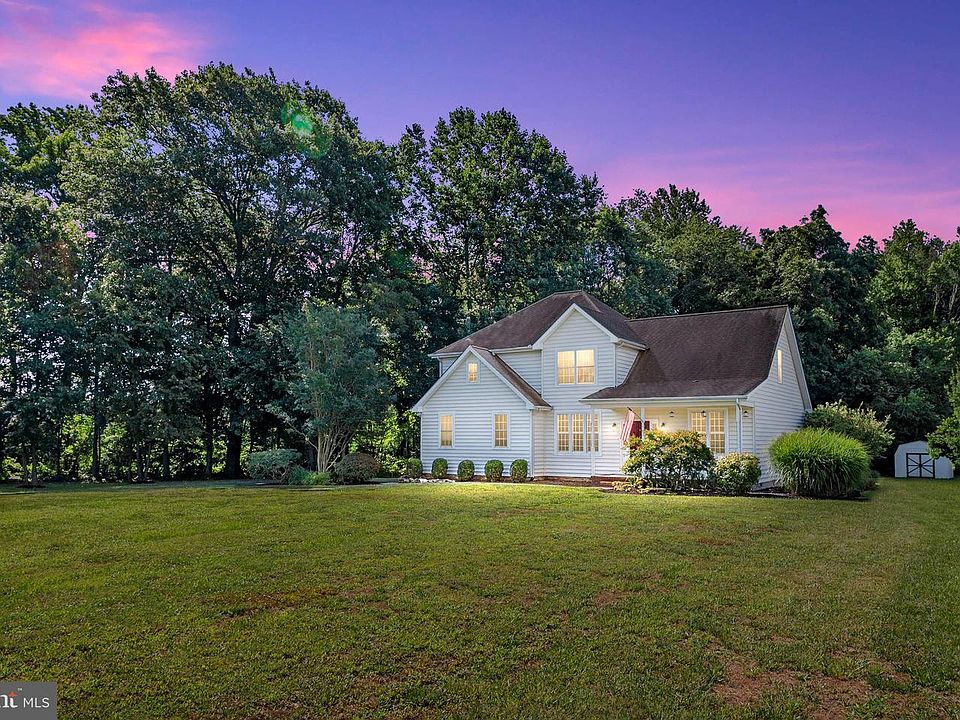 1st image of 214 Upper Mill Ct