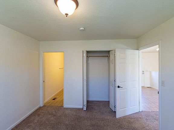 5th image of 760 Canyon St #3