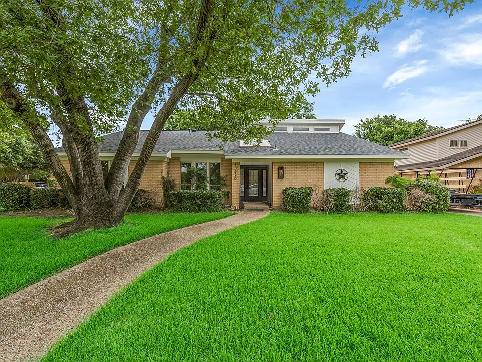 13826 Wooded Creek Ct