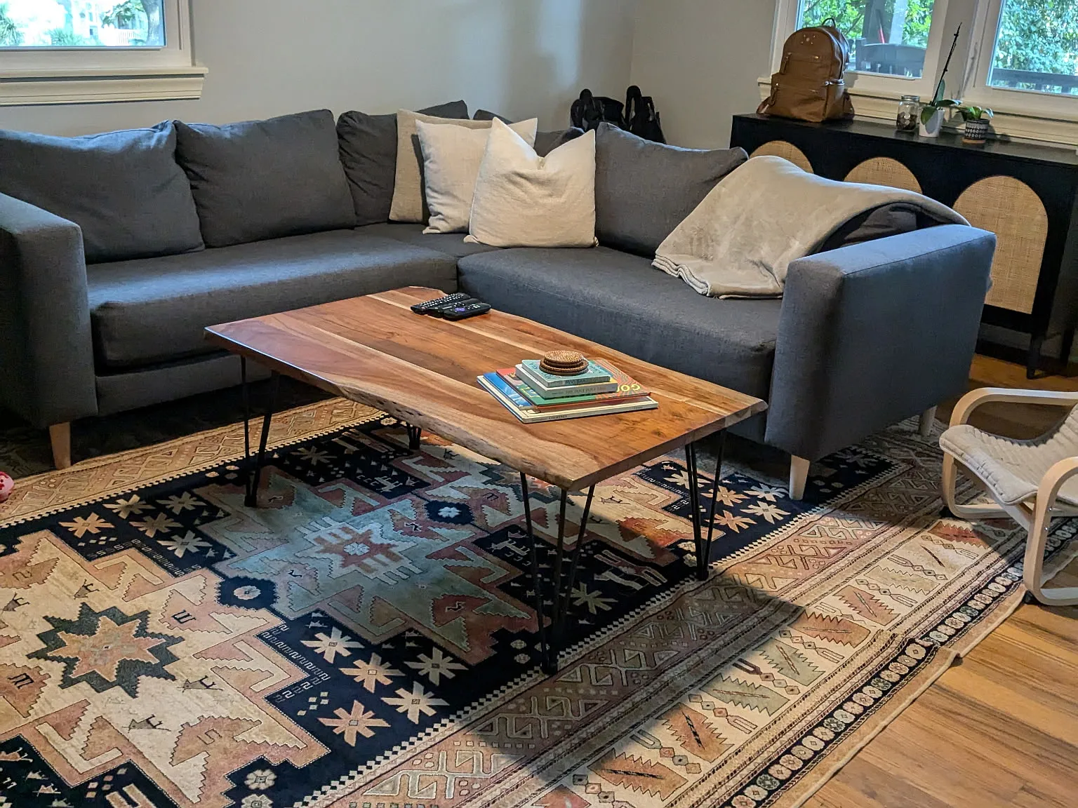 3 bed, 1148 sqft, $2,700 — Photo 2