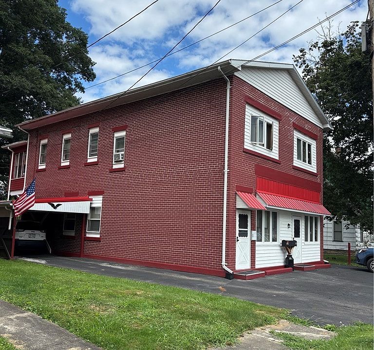 1st image of 52 Linden Ave