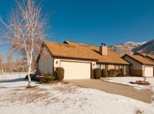 558 W 1250 N, Centerville, UT 84014