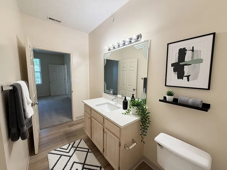 Castle Ridge — Photo 15