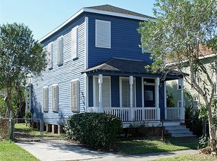 2813 Avenue Q, Galveston, TX 77550