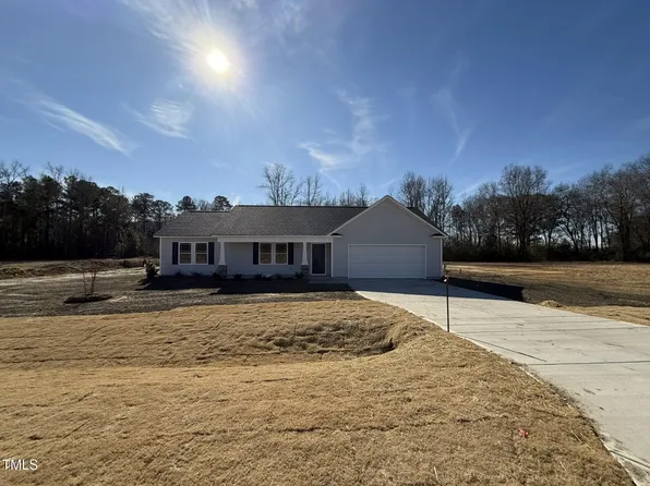 73 Phil Jack Rd, Dunn, NC 28334