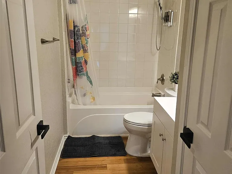 812 Marlin St — Photo 11