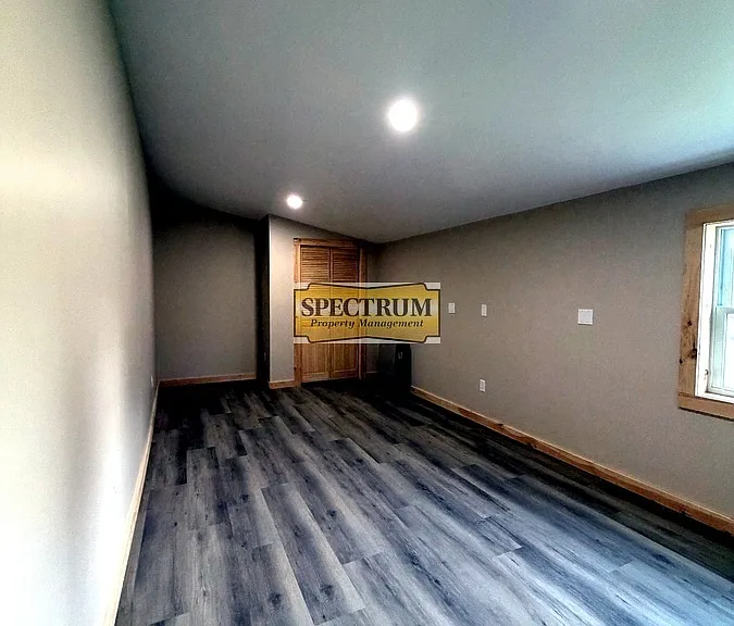 61 Mercer Rd — Photo 15