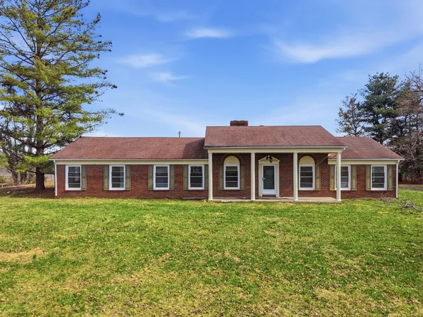 2207 Stanford Rd, Lancaster, KY 40444