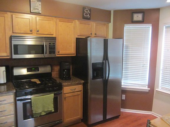4th image of 150 Leedom Way #Unit #42