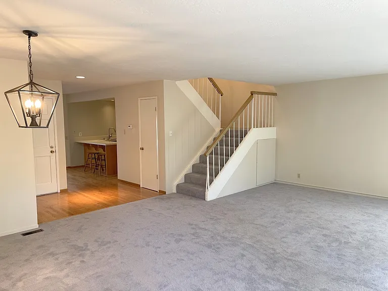 6 Tollridge Ct — Photo 7