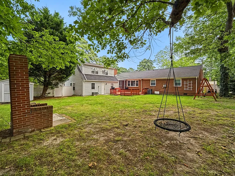 1757 Lafayette Dr — Photo 40