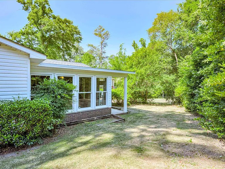 552 Whitehead Dr — Photo 29