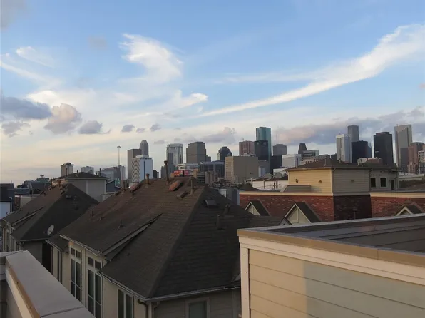 2334 Bastrop St, Houston, TX 77004