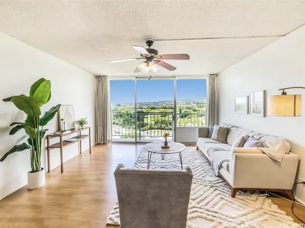 98-410 Koauka Loop APT 19C, Aiea, HI 96701