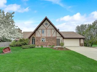 5985 County Road K, Waunakee, WI 53597