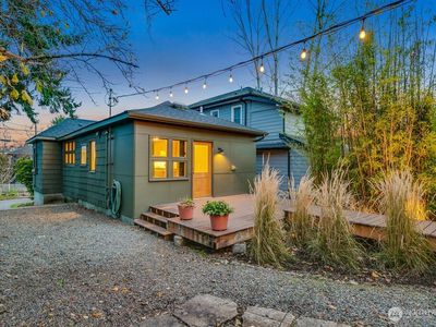 1425 26th Avenue, Seattle, WA, 98122