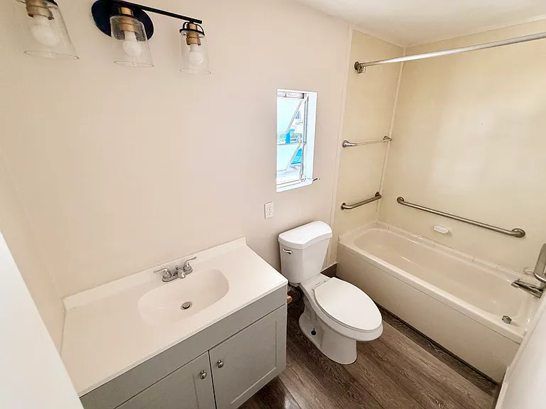126 Linda Dr — Photo 10
