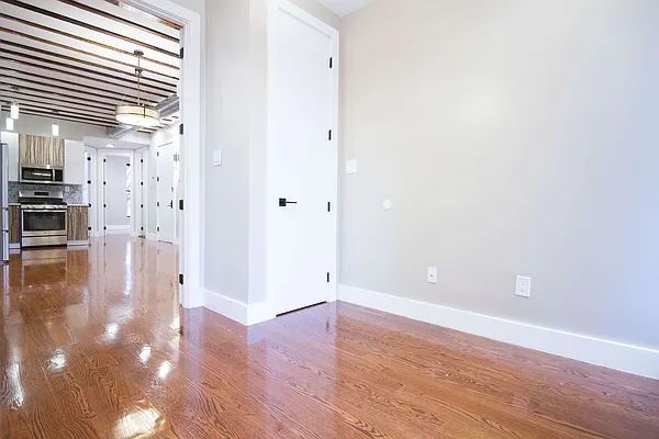 Rented by Nooklyn NYC LLC | media 27