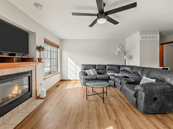 5th image of 216 Camden Rd