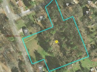 322 N Race St, Statesville, NC 28677