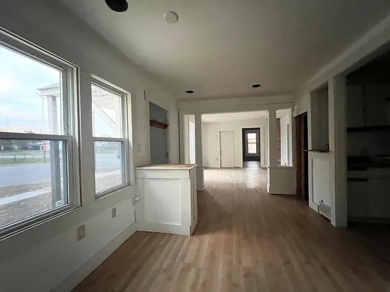 303 Chicago St — Photo 3