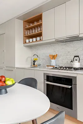 Kitchen, photo 2