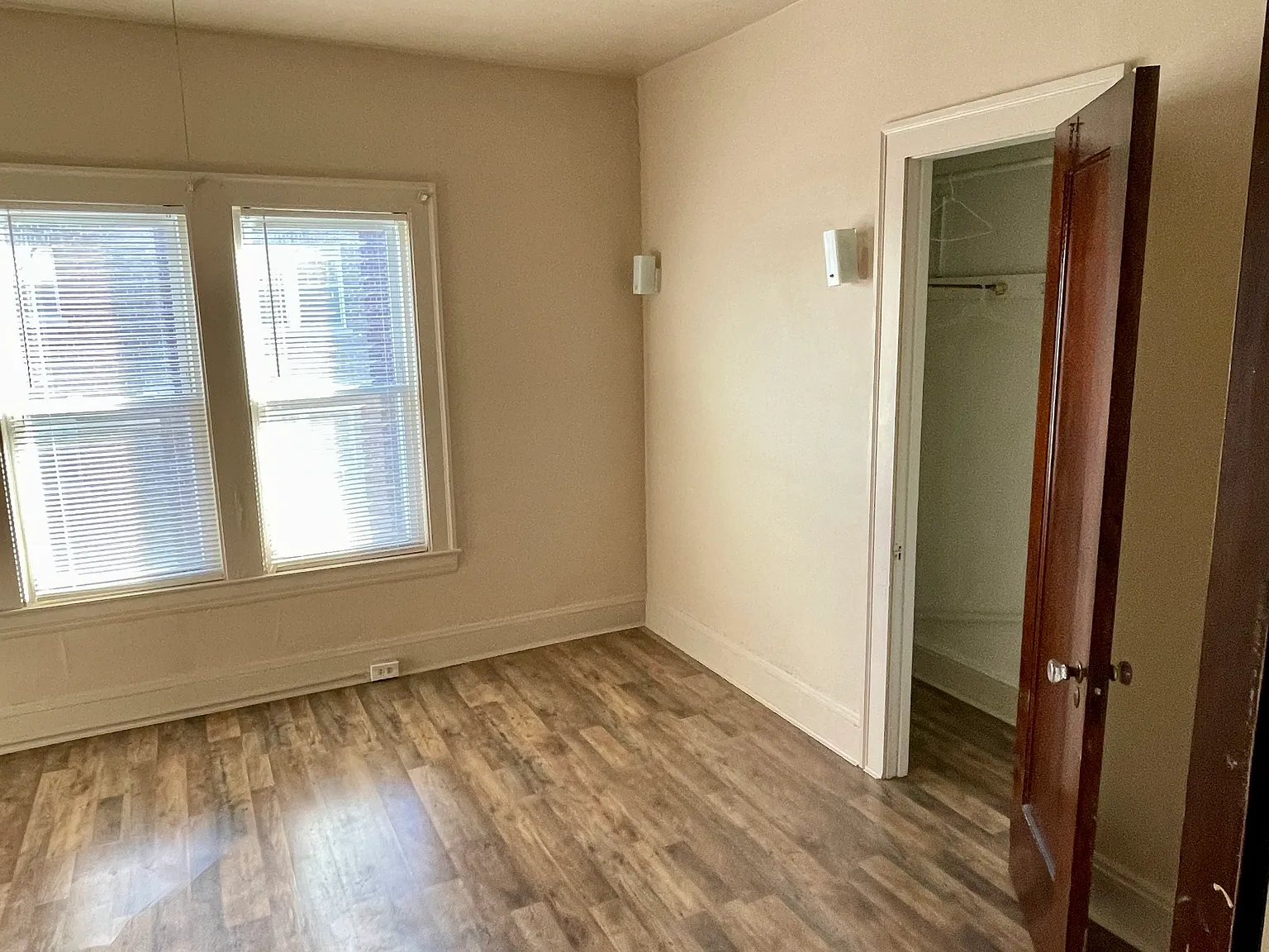 3 bed, 1.0 bath, 1500 sqft, $1,425 — Photo 4