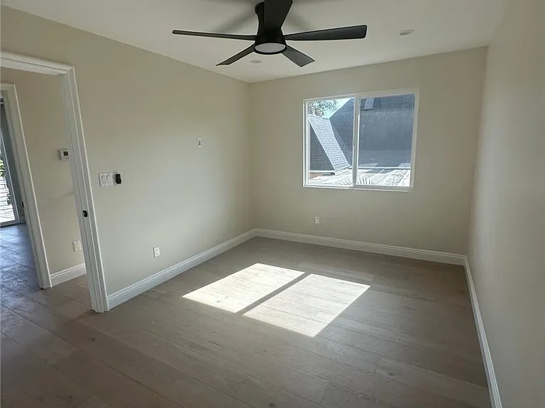 4947 Angeles Vis — Photo 18