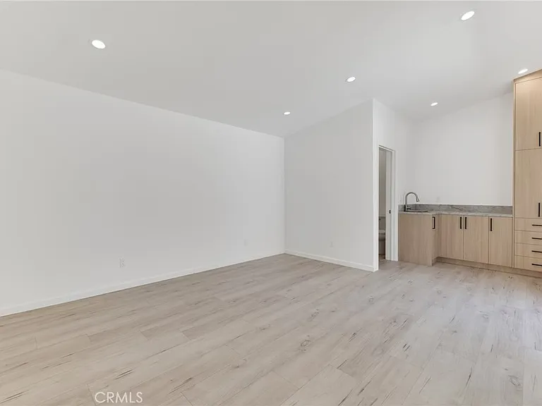 4316 Topanga Canyon Blvd — Photo 32