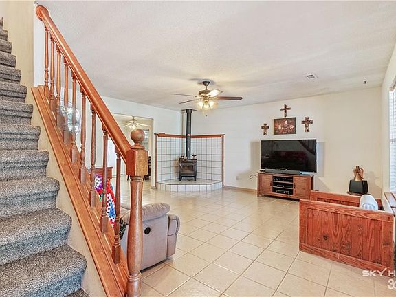5th image of 2704 W Sunset Dr