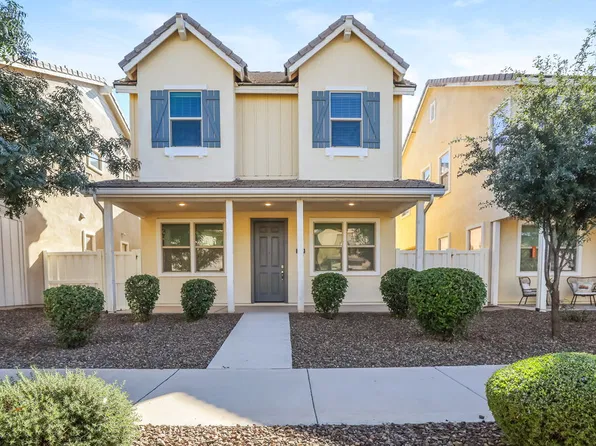 3710 E Robert St, Gilbert, AZ 85295