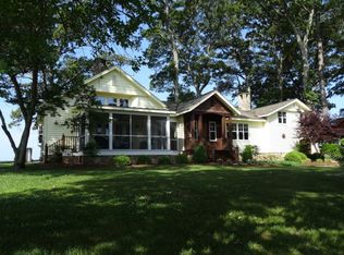 4456 Hermitage Ln, Gloucester, VA 23061