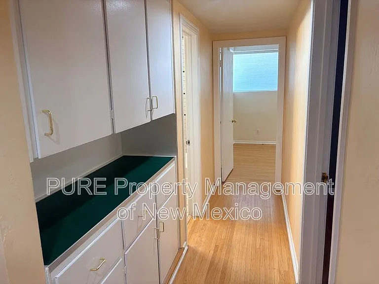 1013 Richmond Dr SE — Photo 18