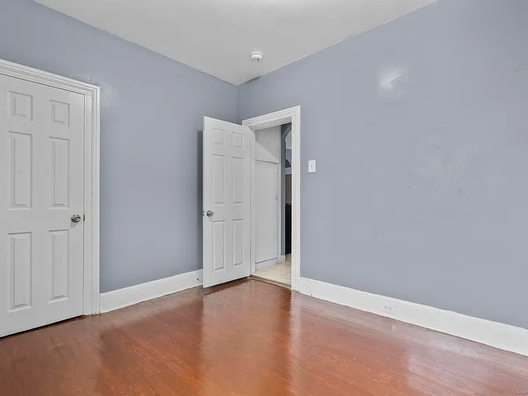 1105 N Main St #1 — Photo 21