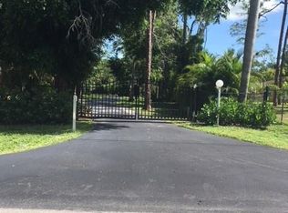 5775 Sea Grass Ln, Naples, FL 34116