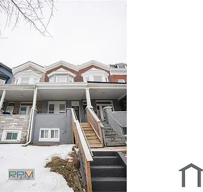 3 bed, $1,900 — Photo 1