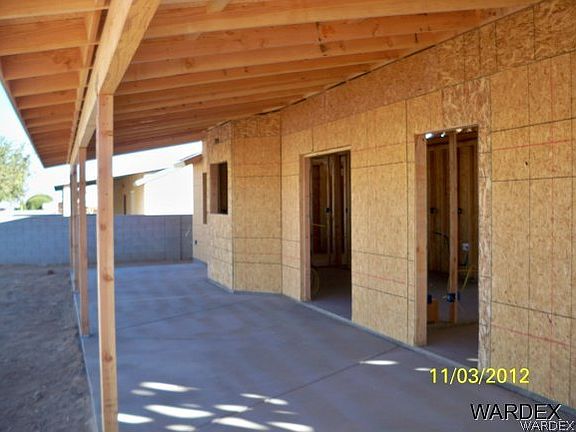 3rd image of 3913 N DIAMOND Drive