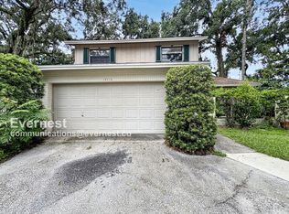 14714 Oak Vine Dr, Lutz, FL 33559