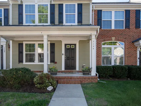 7124 Azalea Dr, Ruther Glen, VA 22546