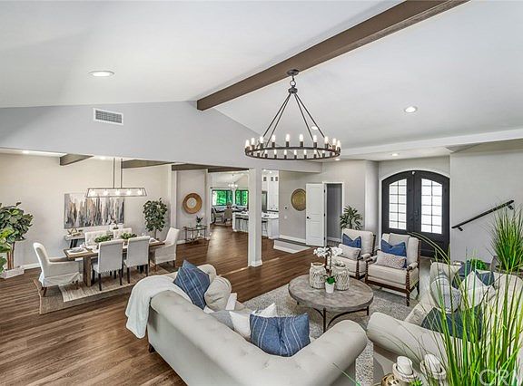 2nd image of 5517 Valinda Ave
